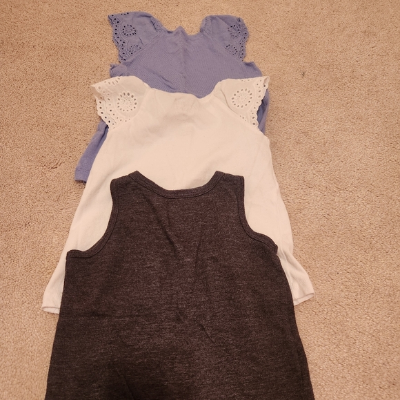 Shirts - Picture 2 of 4